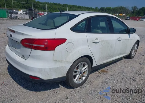 2018 Ford Focus Se z USA, uszkodzony, nr VIN 1FADP3FE8JL238184